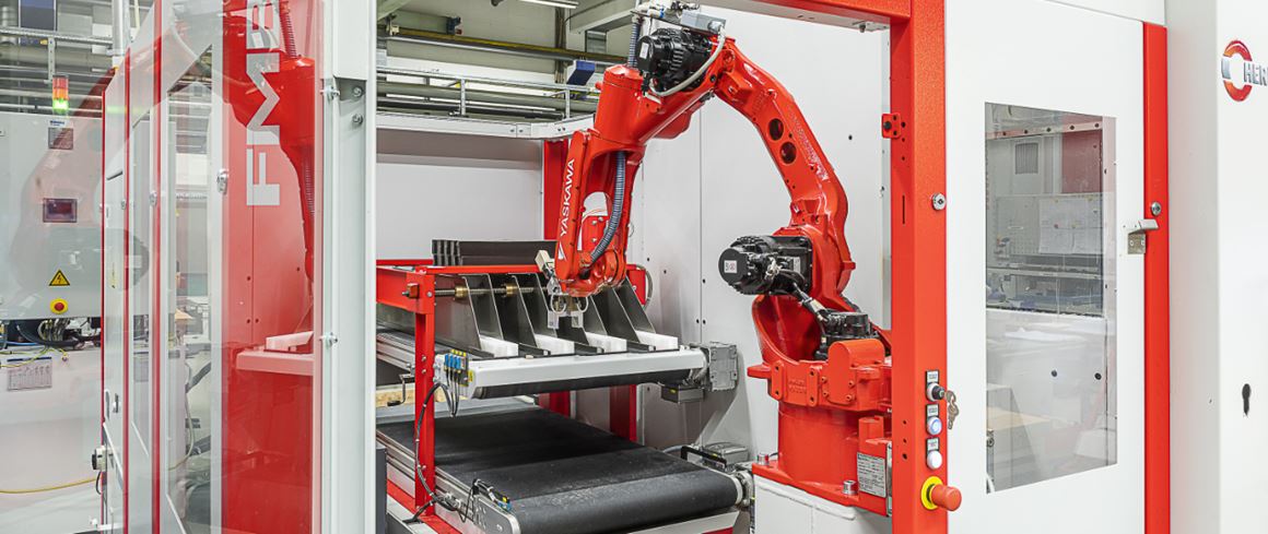 Machined parts robot takes parts